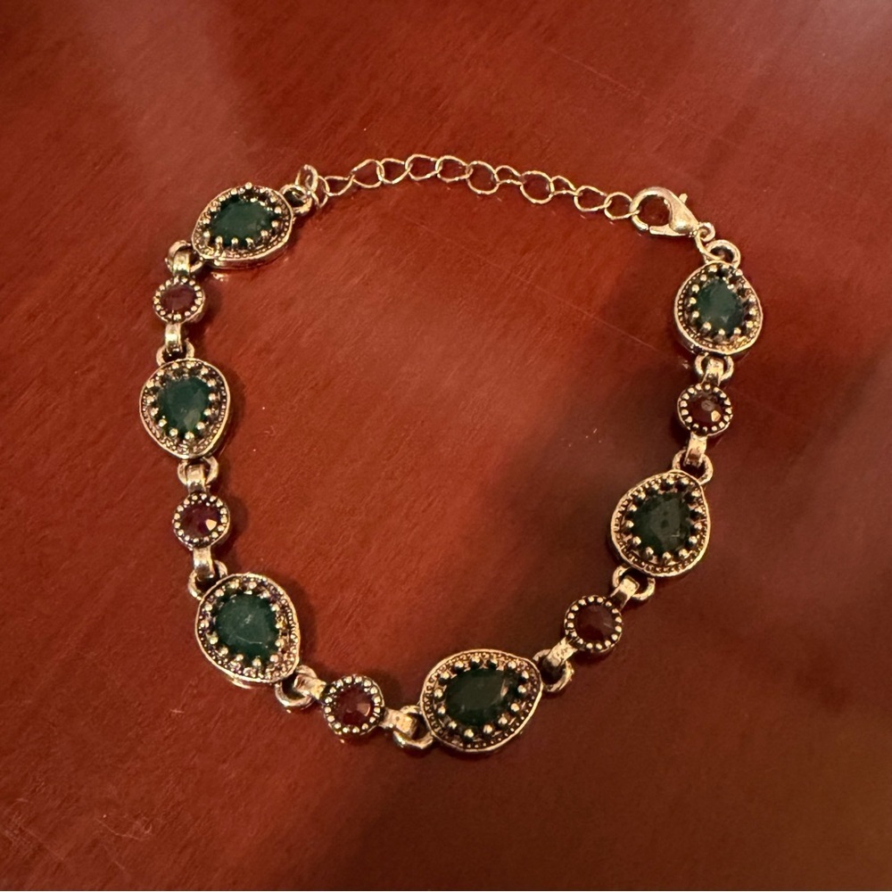 Gold Tone Teardrop Green Stone Chain Bracelet Adjustable Round Link